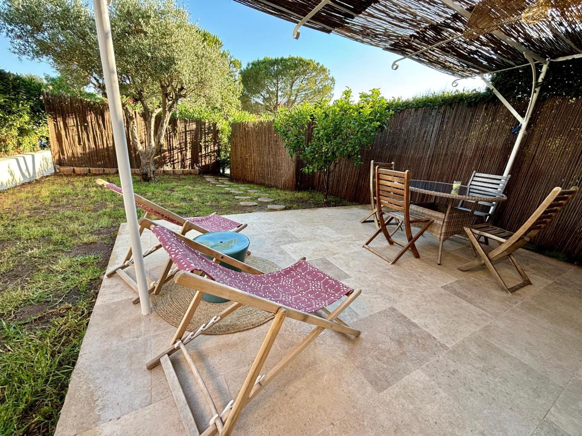 Bastidon Paisible Dans Residence Avec Piscine Fréjus 외부 사진